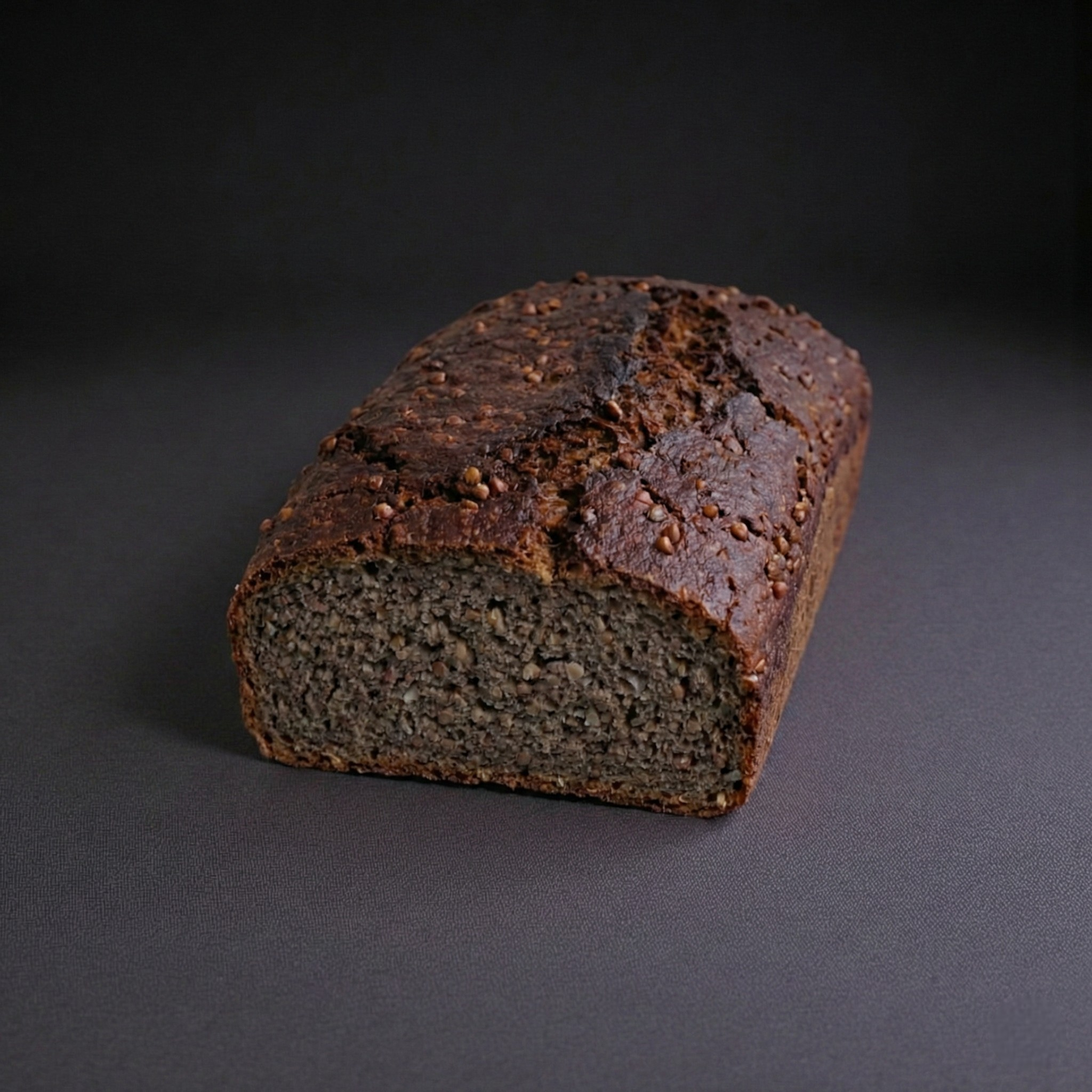 %100 Ekşi Mayalı Karabuğday Ekmeği 900 gr